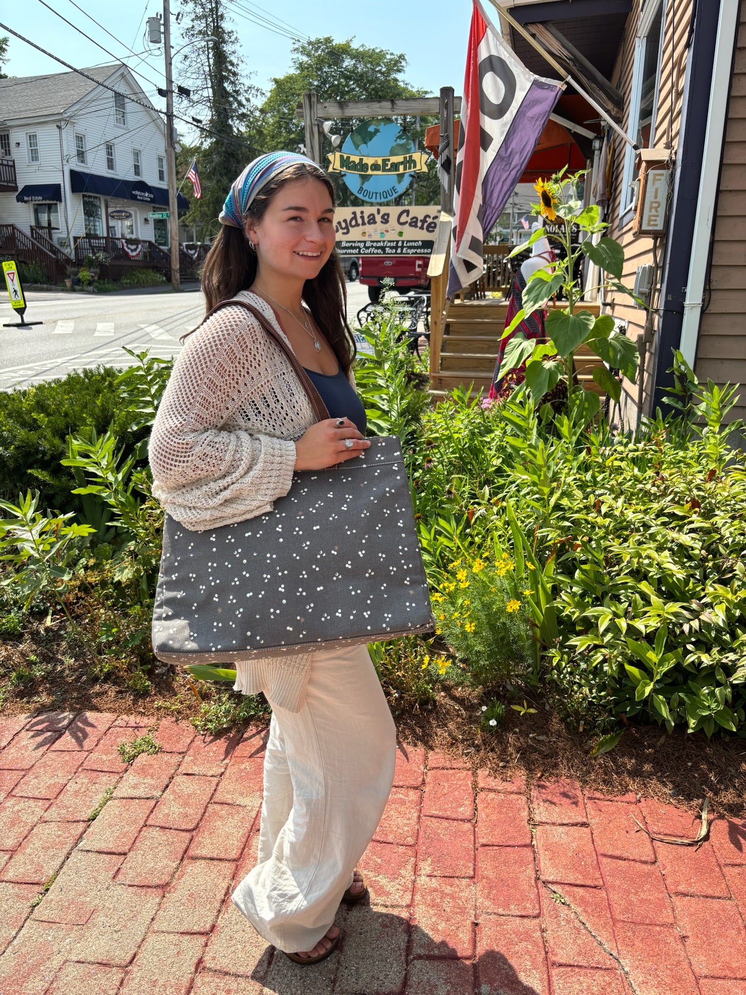 Carryall Tote image 0