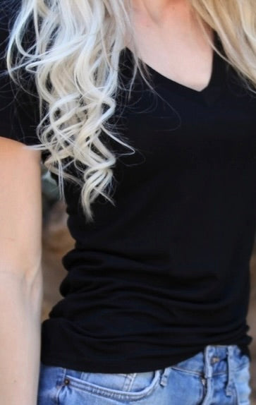 V-neck T-shirt image 0