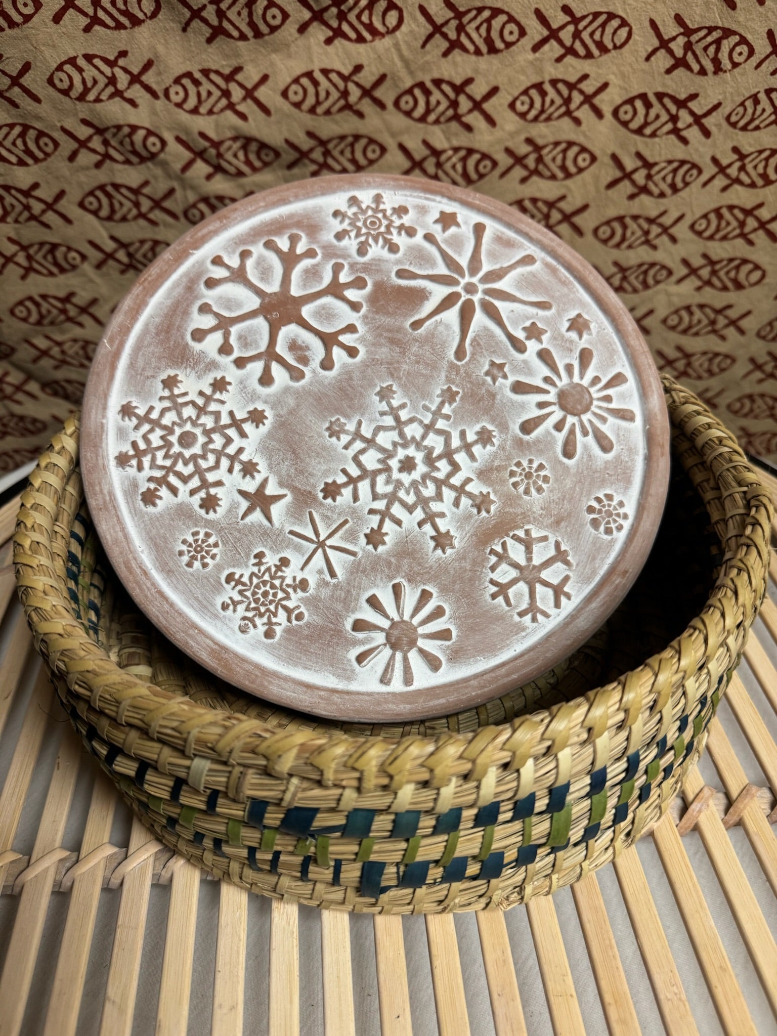Large Snowflake Bread Warmer image 0
