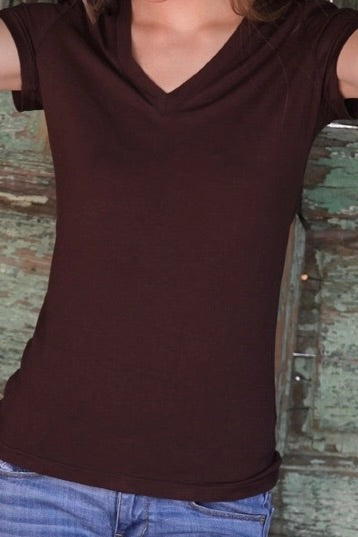 V-neck T-shirt image 12