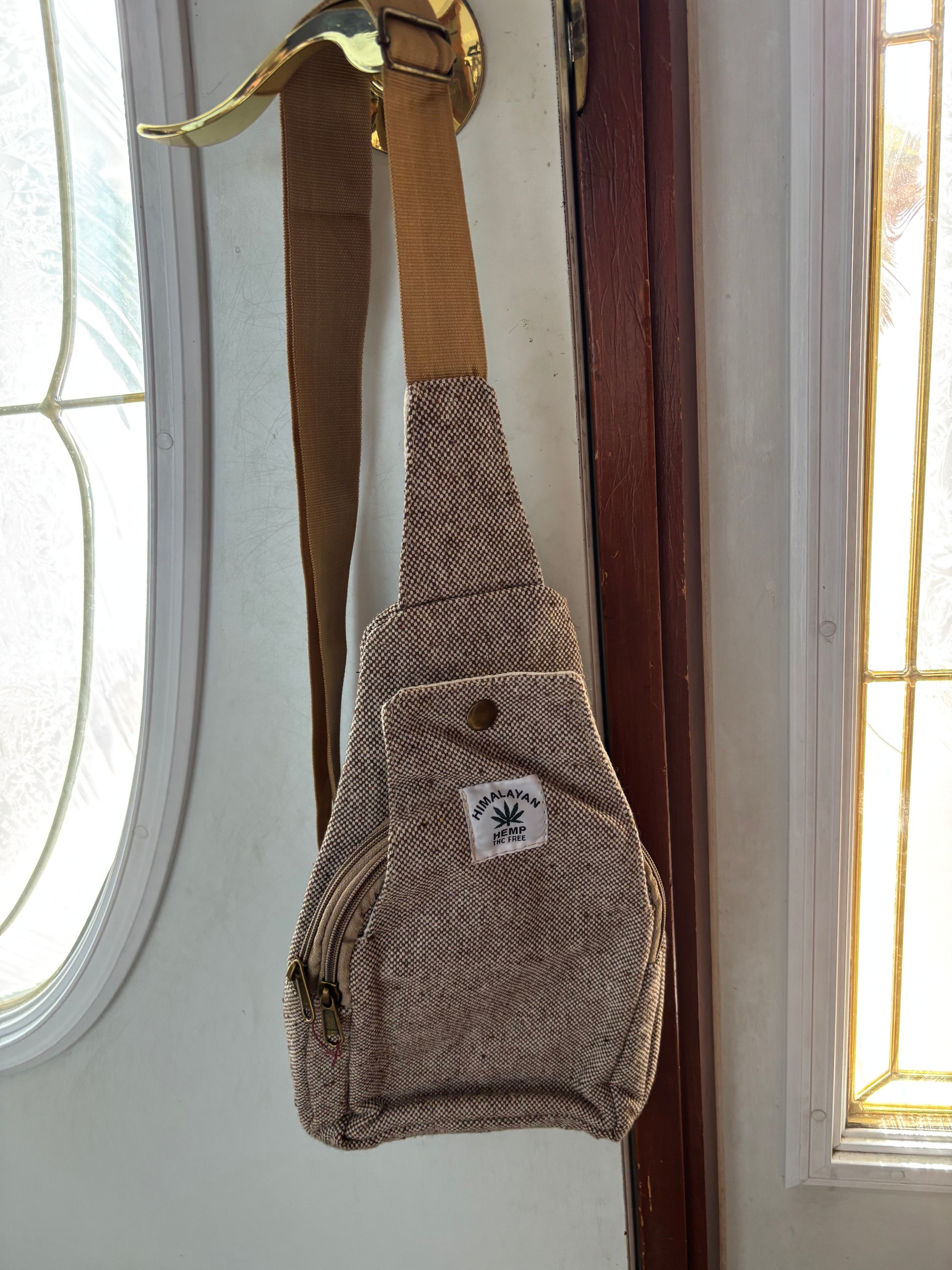 Sling Bag image 3