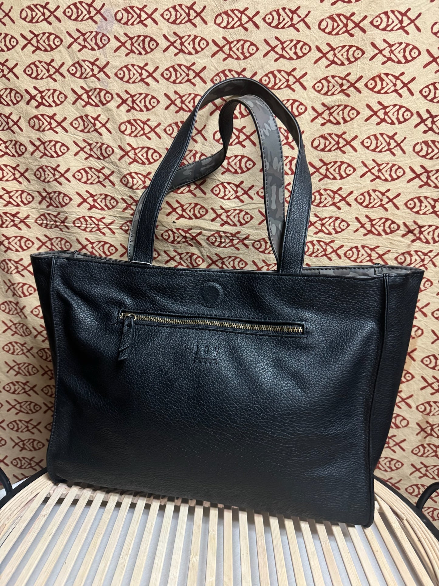 Vegan Reversible Tote image 0