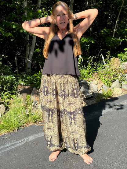 Two Pocket Magic Pant