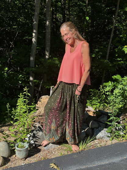 Two Pocket Magic Pant